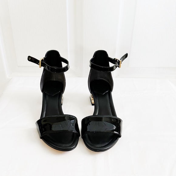 Tory Burch Finley black Patent Leather sandals - Picture 3 of 11